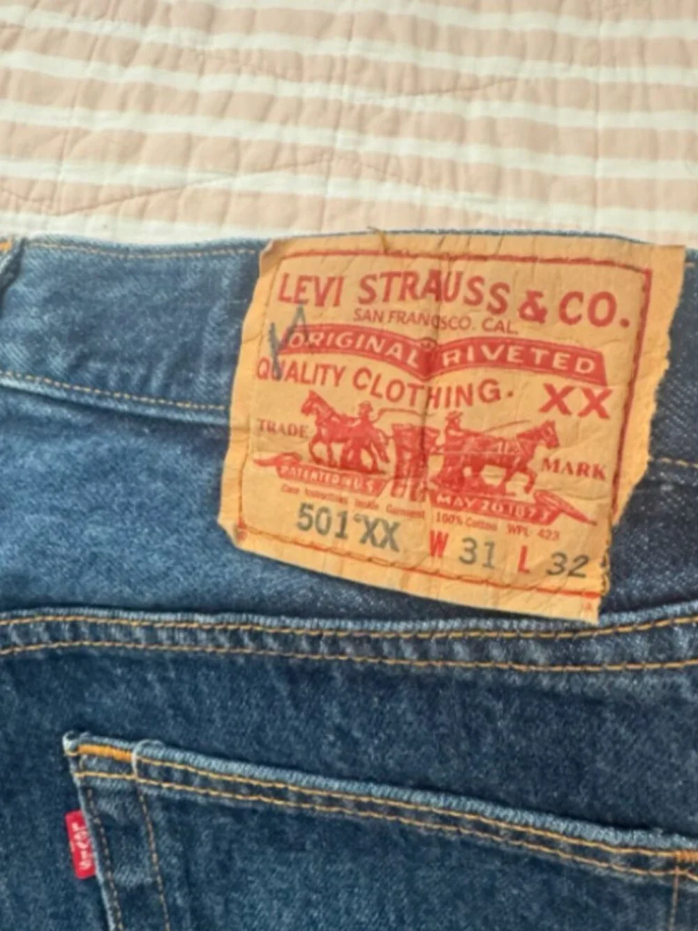 Levi’s distressed shorts